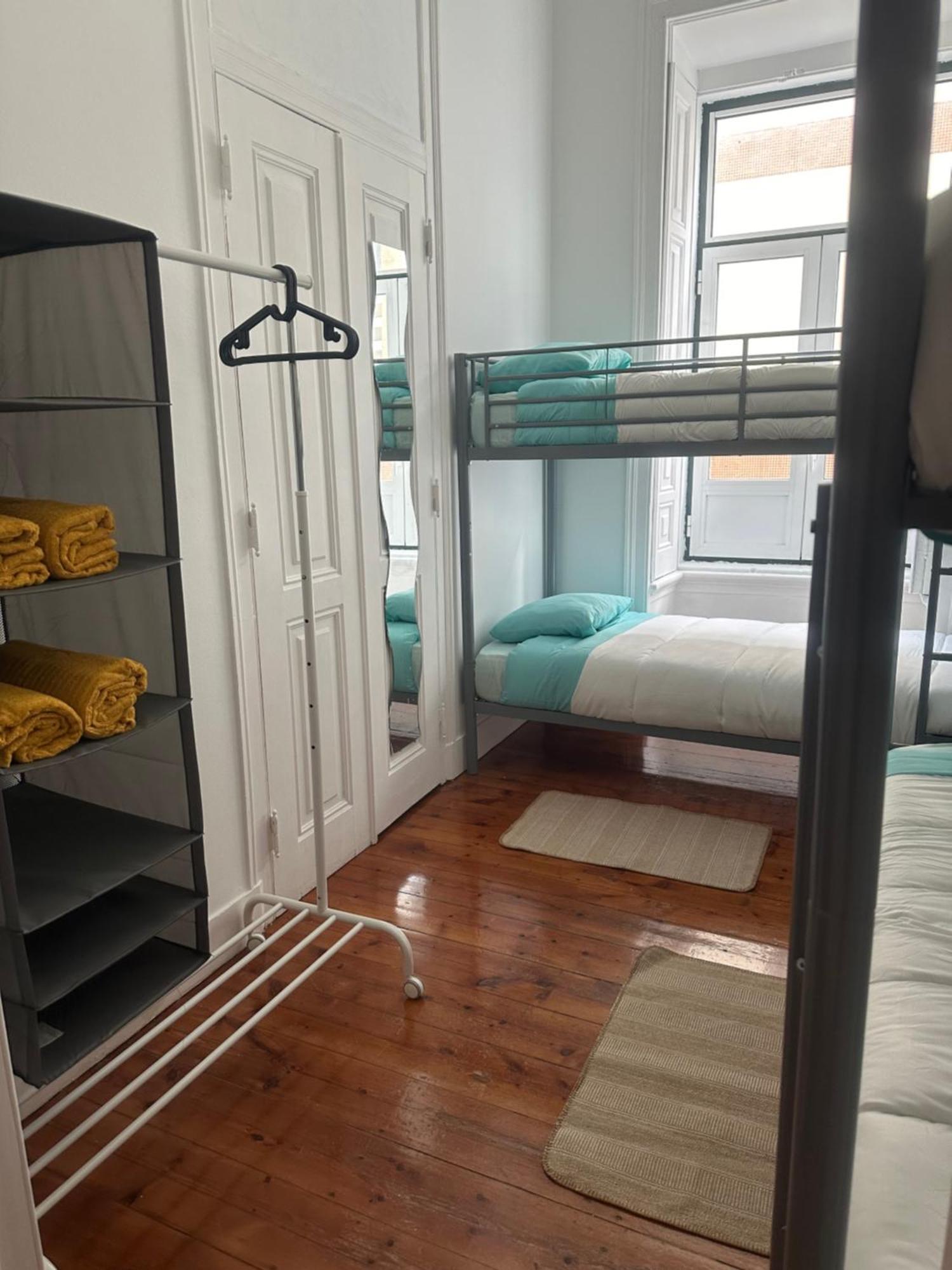 Garden Campo De Ourique Guest House - Hostel Lisboa Kültér fotó