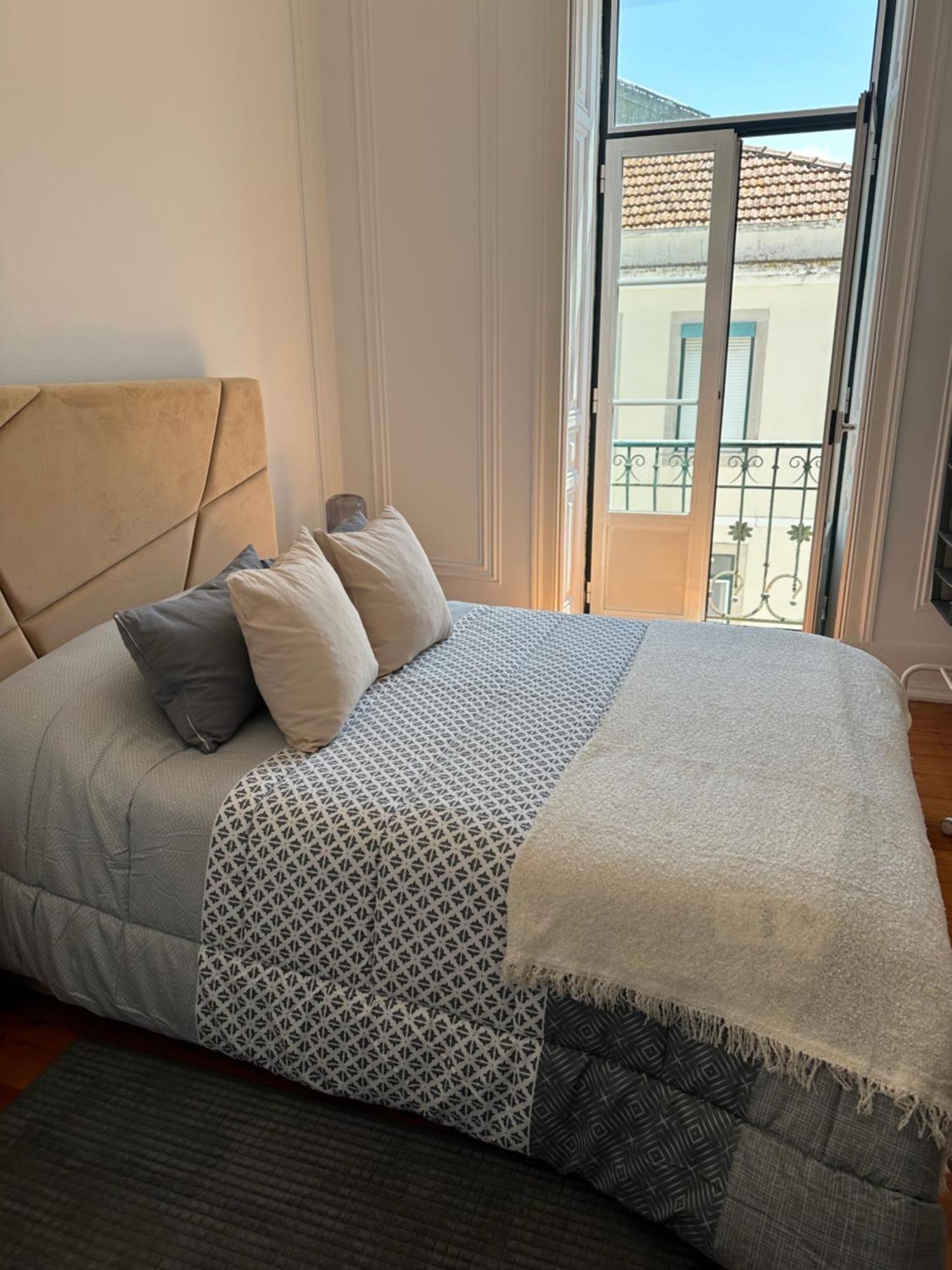 Garden Campo De Ourique Guest House - Hostel Lisboa Kültér fotó