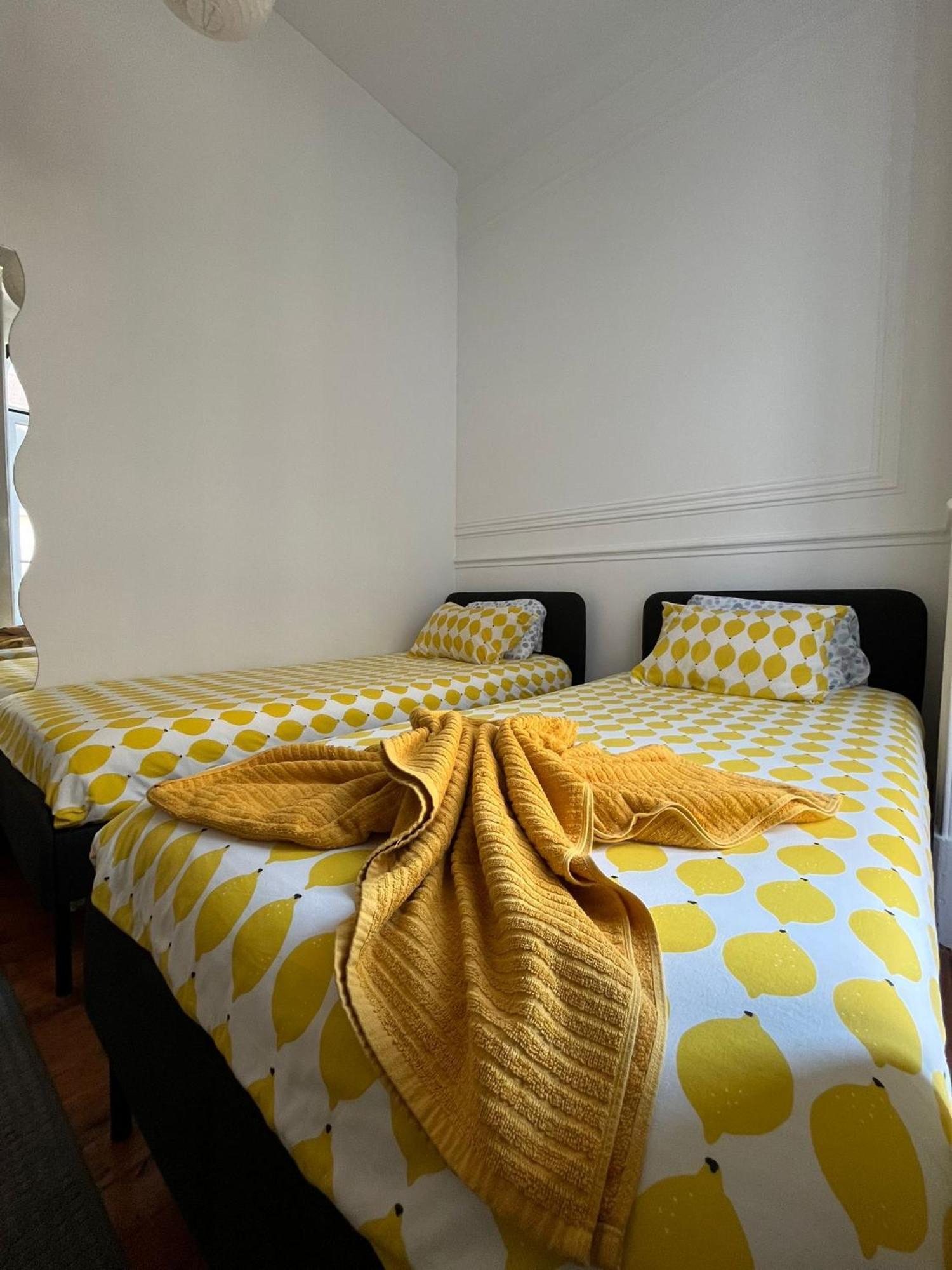 Garden Campo De Ourique Guest House - Hostel Lisboa Kültér fotó