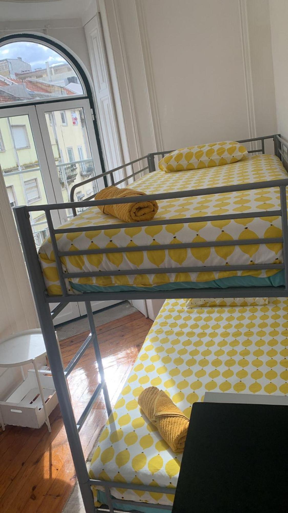 Garden Campo De Ourique Guest House - Hostel Lisboa Kültér fotó